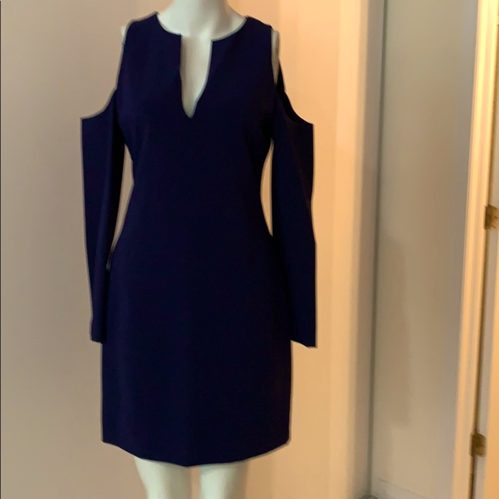 Alice + Olivia Navy cut off shoulder long sleeve